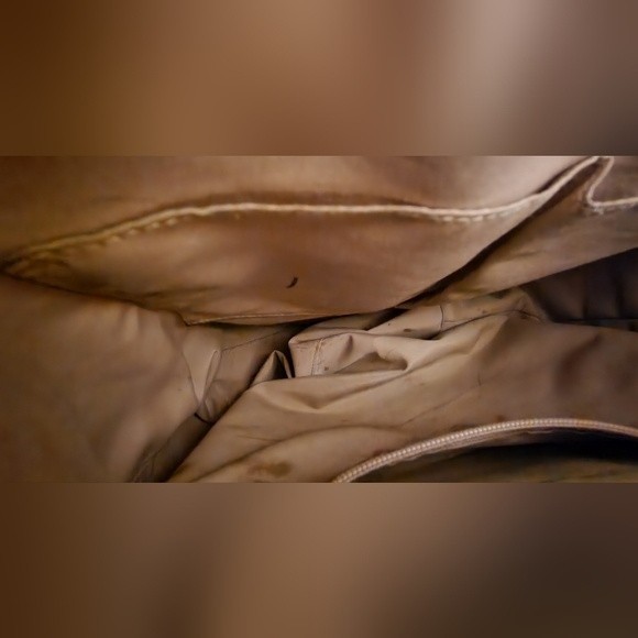 💝2/$30 Authentic Coach®️ Legacy Signature Crossbody Duffle 👜 - Picture 13 of 16